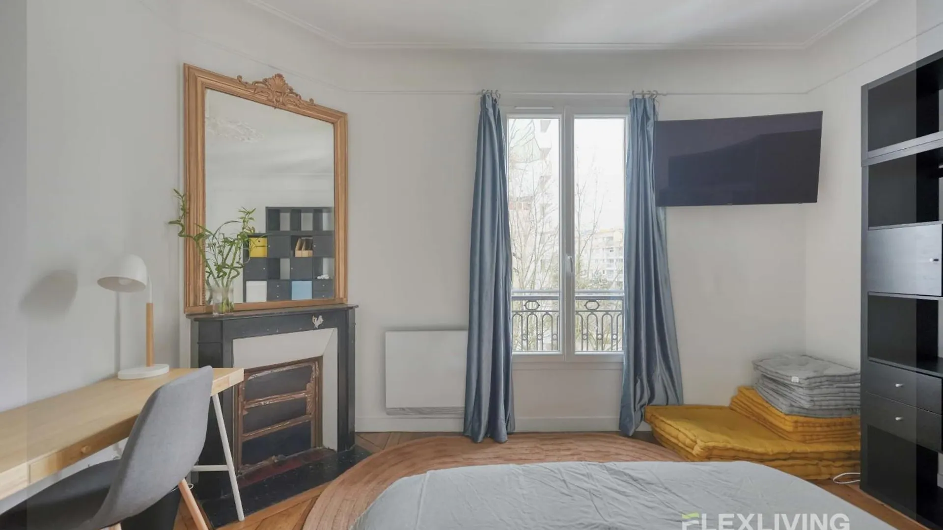 Flexliving - Bedroom - Vincent Auriol Paris 0*,  Fransa
